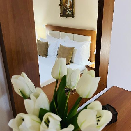 Iljazi'S Apartaments Vlorë 外观 照片