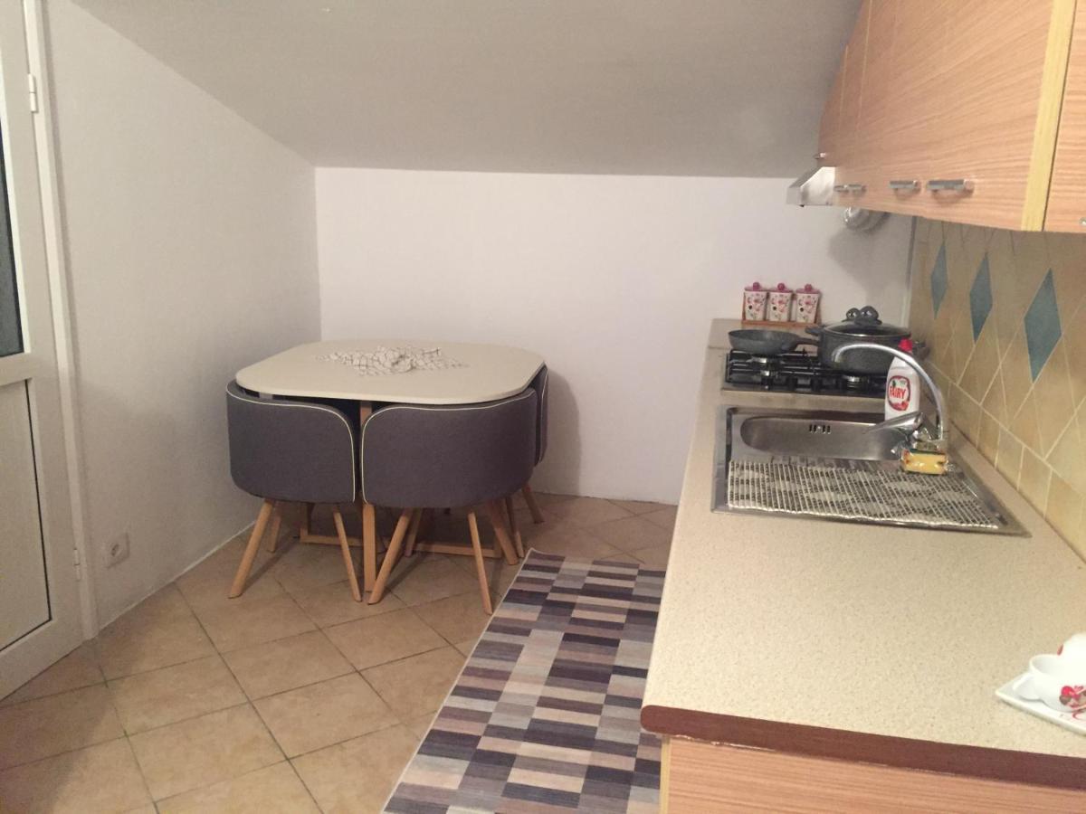 Iljazi'S Apartaments Vlorë 外观 照片