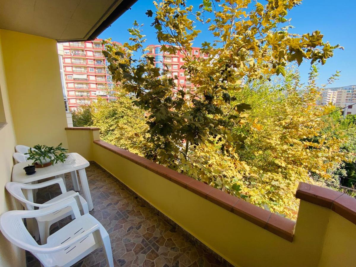 Iljazi'S Apartaments Vlorë 外观 照片