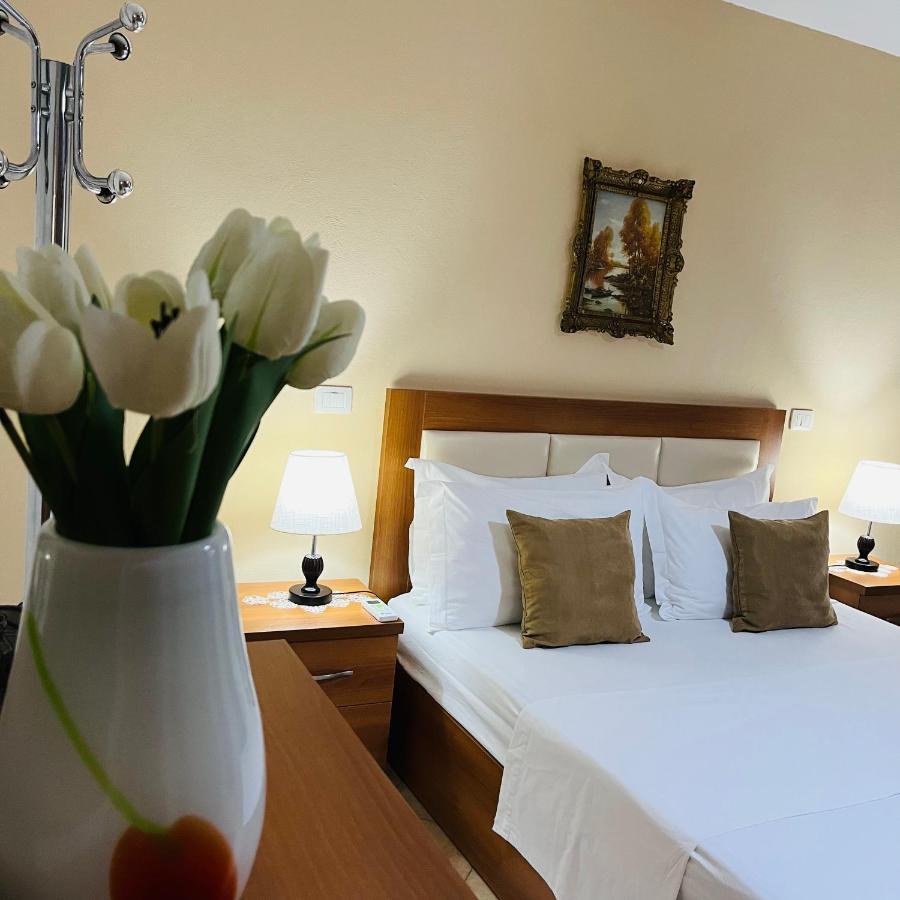 Iljazi'S Apartaments Vlorë 外观 照片