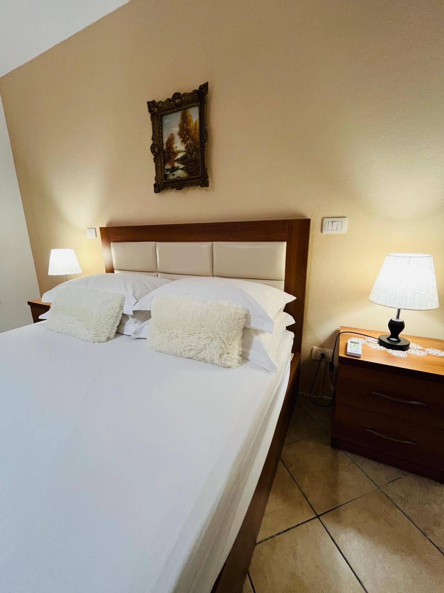Iljazi'S Apartaments Vlorë 外观 照片