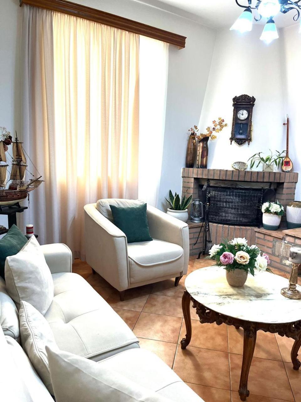 Iljazi'S Apartaments Vlorë 外观 照片