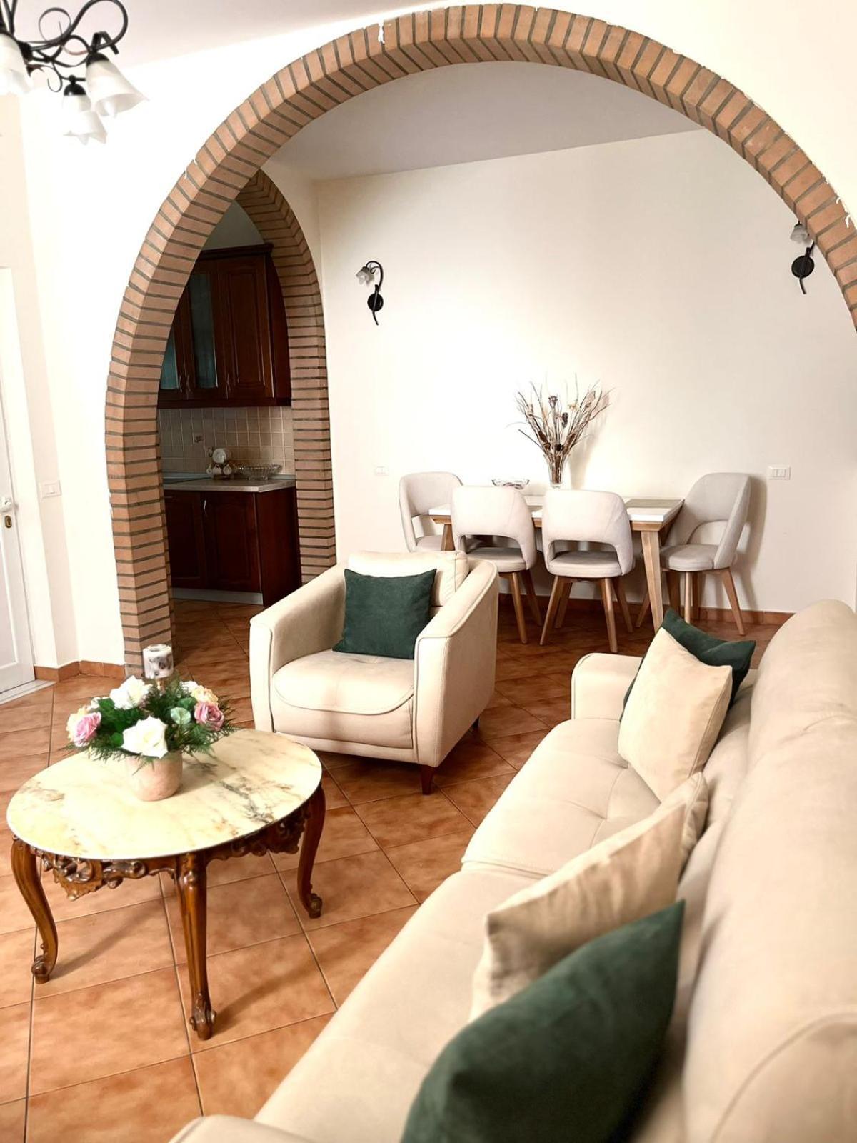 Iljazi'S Apartaments Vlorë 外观 照片