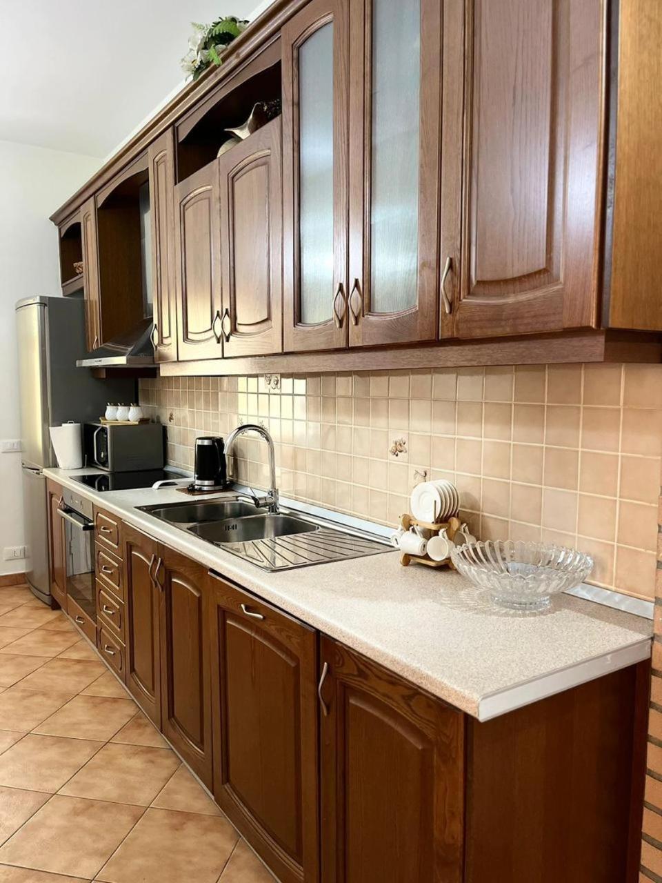 Iljazi'S Apartaments Vlorë 外观 照片