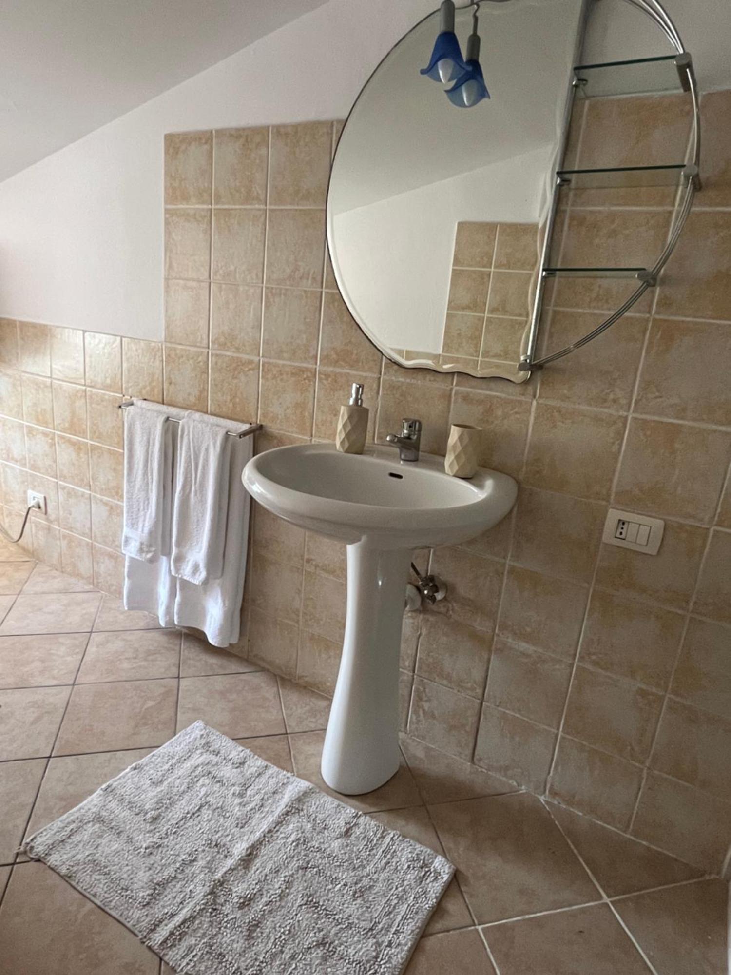 Iljazi'S Apartaments Vlorë 外观 照片